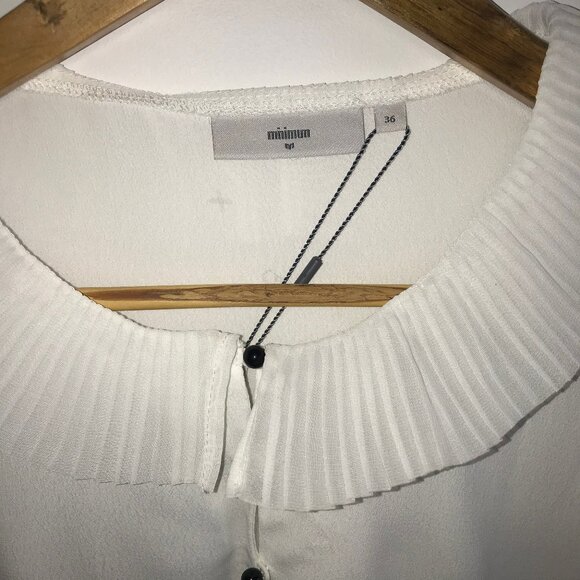 minimum flowy long sleeved blouse ruffled collar white small/euro 36 - Picture 3 of 12